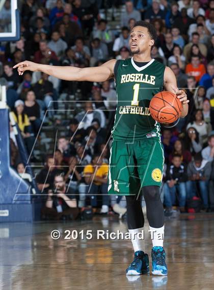 Thumbnail 1 in St. Anthony vs. Roselle Catholic (NJSIAA Non-Public B Final) photogallery.