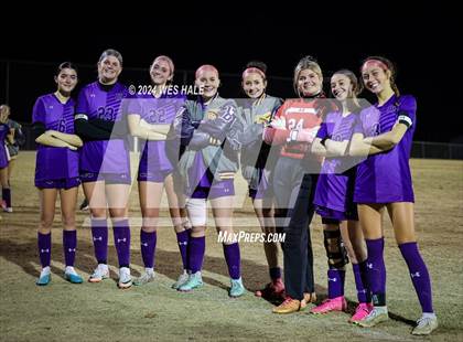 Thumbnail 1 in DeSoto Central (Senior night) photogallery.