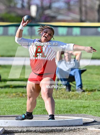 Thumbnail 1 in Yorktown Triangular (Shot Put) photogallery.