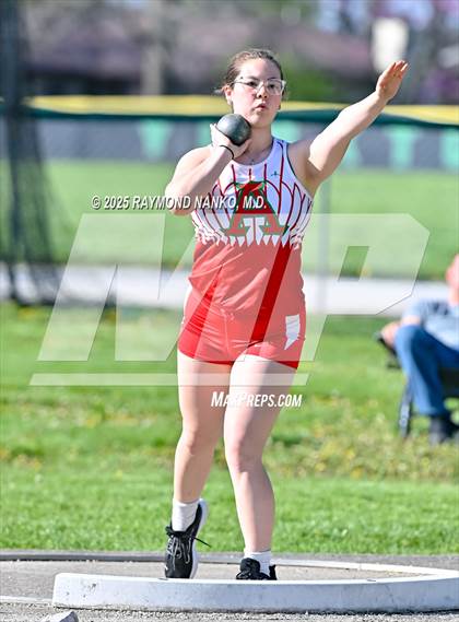 Thumbnail 1 in Yorktown Triangular (Shot Put) photogallery.