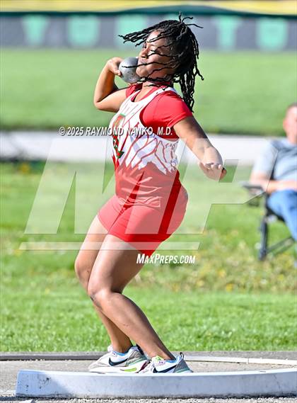 Thumbnail 2 in Yorktown Triangular (Shot Put) photogallery.