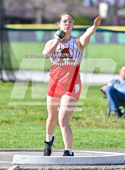 Thumbnail 3 in Yorktown Triangular (Shot Put) photogallery.