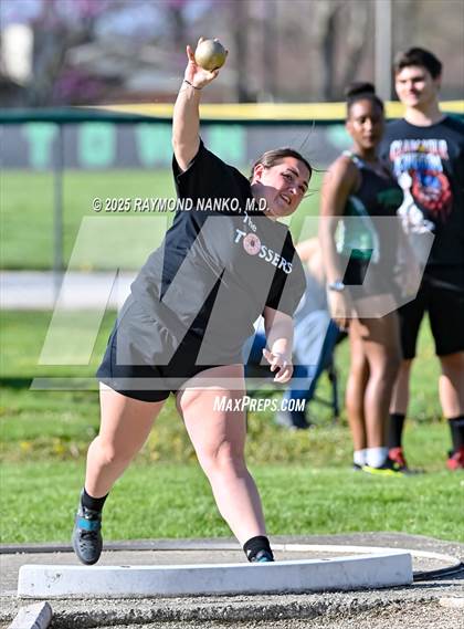 Thumbnail 2 in Yorktown Triangular (Shot Put) photogallery.