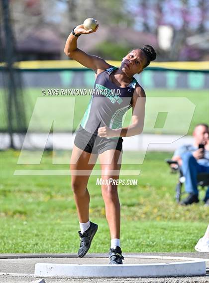 Thumbnail 3 in Yorktown Triangular (Shot Put) photogallery.