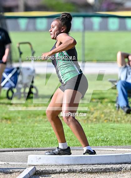 Thumbnail 1 in Yorktown Triangular (Shot Put) photogallery.