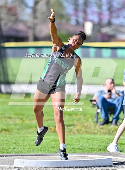 Thumbnail 1 in Yorktown Triangular (Shot Put) photogallery.
