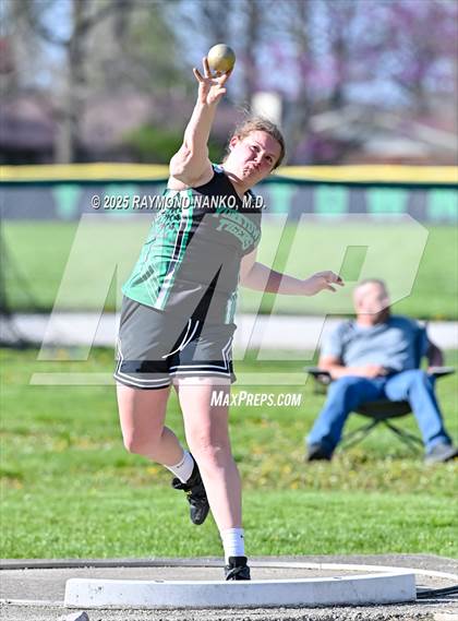 Thumbnail 2 in Yorktown Triangular (Shot Put) photogallery.
