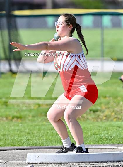 Thumbnail 2 in Yorktown Triangular (Shot Put) photogallery.