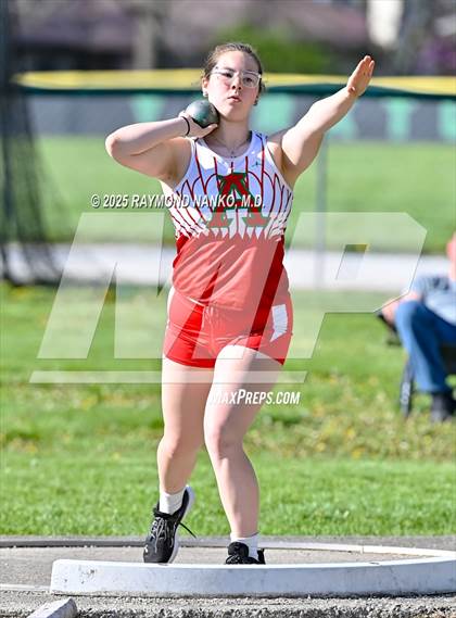 Thumbnail 1 in Yorktown Triangular (Shot Put) photogallery.