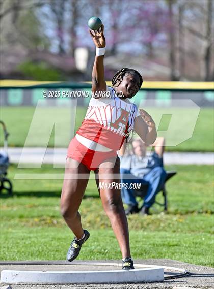 Thumbnail 1 in Yorktown Triangular (Shot Put) photogallery.