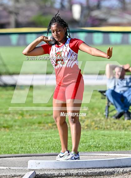 Thumbnail 2 in Yorktown Triangular (Shot Put) photogallery.