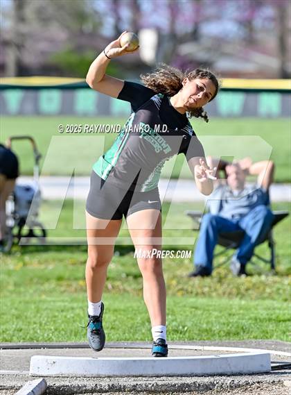 Thumbnail 2 in Yorktown Triangular (Shot Put) photogallery.