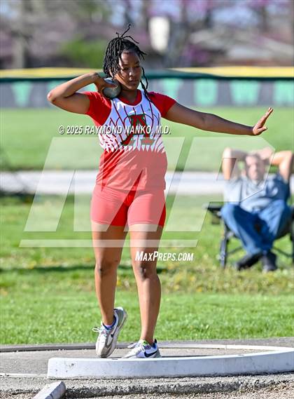 Thumbnail 2 in Yorktown Triangular (Shot Put) photogallery.