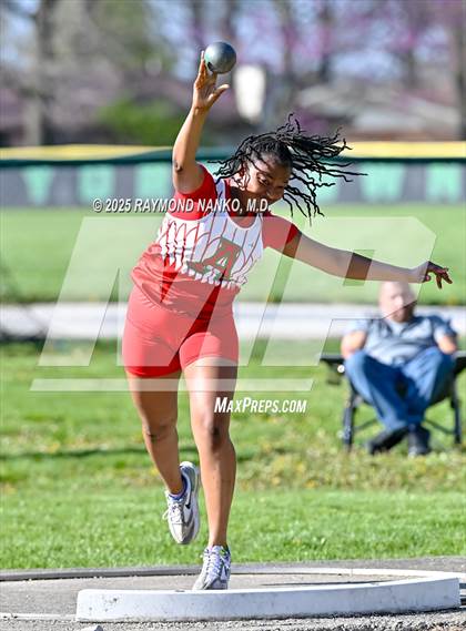 Thumbnail 2 in Yorktown Triangular (Shot Put) photogallery.
