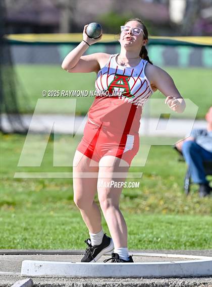Thumbnail 2 in Yorktown Triangular (Shot Put) photogallery.