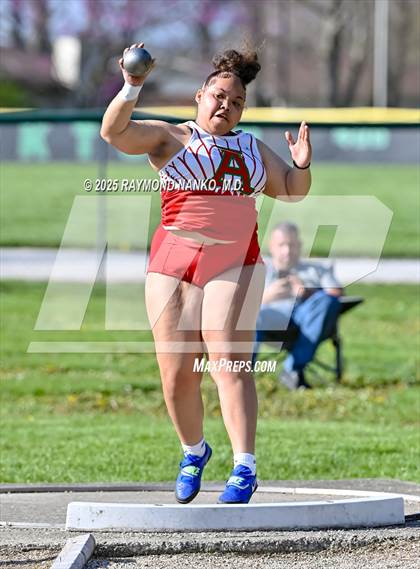 Thumbnail 1 in Yorktown Triangular (Shot Put) photogallery.