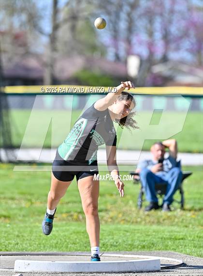 Thumbnail 2 in Yorktown Triangular (Shot Put) photogallery.
