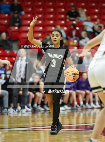 Thumbnail 3 in Ridgeline vs. Desert Hills (UHSAA 4A Final) photogallery.