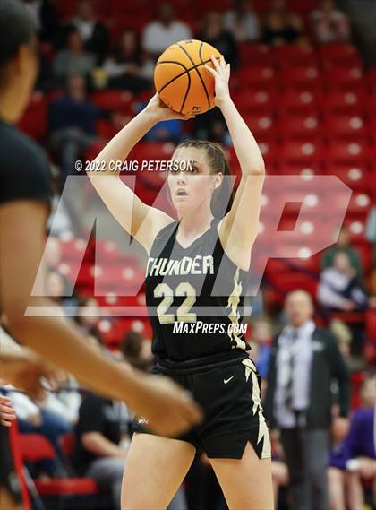 Thumbnail 2 in Ridgeline vs. Desert Hills (UHSAA 4A Final) photogallery.