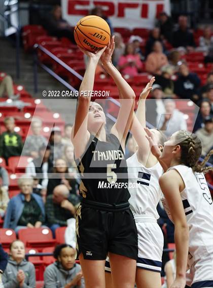 Thumbnail 2 in Ridgeline vs. Desert Hills (UHSAA 4A Final) photogallery.