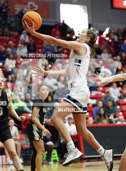 Thumbnail 3 in Ridgeline vs. Desert Hills (UHSAA 4A Final) photogallery.