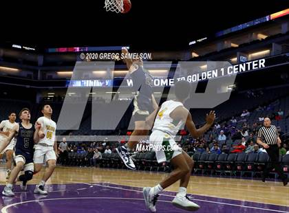 Thumbnail 2 in Vanden vs Central Catholic (CIF SJS D3 Final) photogallery.