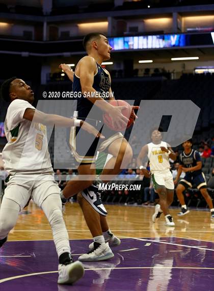 Thumbnail 3 in Vanden vs Central Catholic (CIF SJS D3 Final) photogallery.