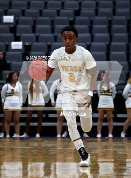 Thumbnail 2 in Vanden vs Central Catholic (CIF SJS D3 Final) photogallery.