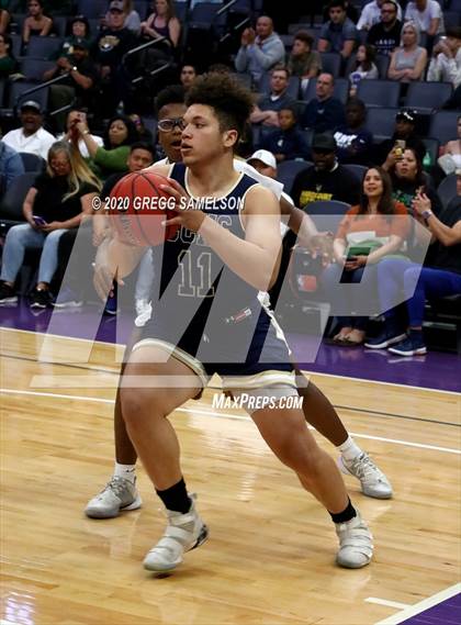 Thumbnail 2 in Vanden vs Central Catholic (CIF SJS D3 Final) photogallery.