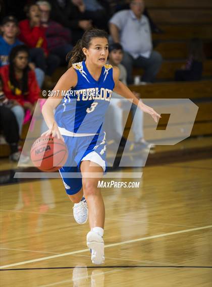 Thumbnail 1 in Elk Grove vs. Turlock photogallery.
