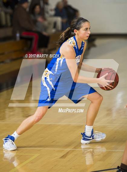 Thumbnail 1 in Elk Grove vs. Turlock photogallery.
