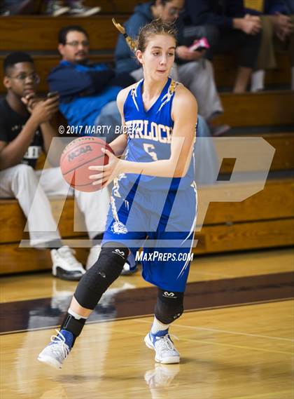 Thumbnail 2 in Elk Grove vs. Turlock photogallery.
