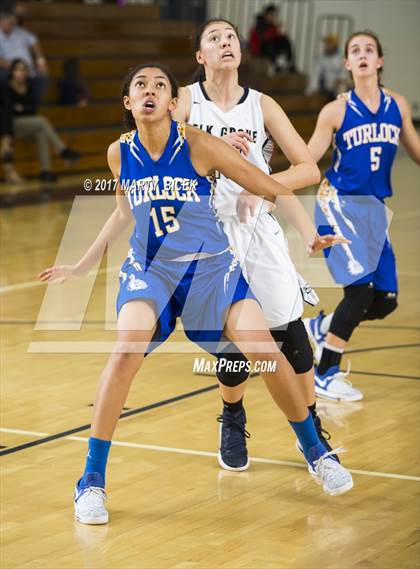 Thumbnail 3 in Elk Grove vs. Turlock photogallery.