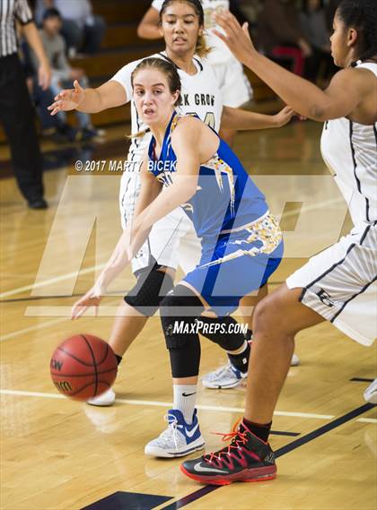 Thumbnail 2 in Elk Grove vs. Turlock photogallery.