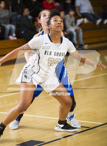 Thumbnail 3 in Elk Grove vs. Turlock photogallery.