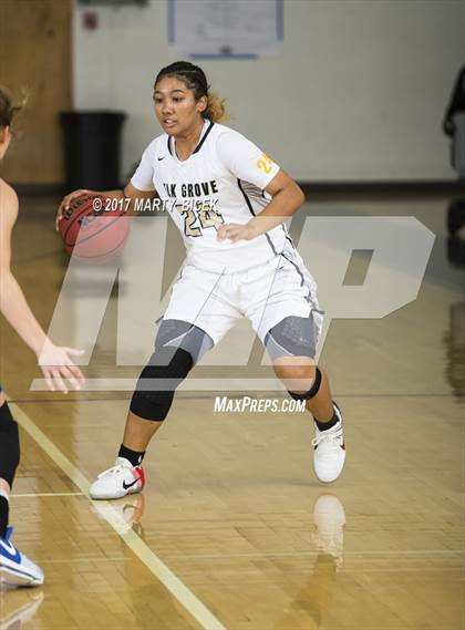 Thumbnail 3 in Elk Grove vs. Turlock photogallery.