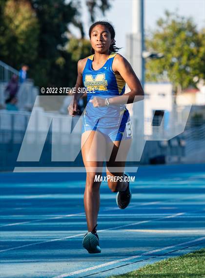 Thumbnail 1 in City Conference Cross League Scrimmage photogallery.