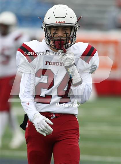 Thumbnail 3 in Fordyce vs. Junction City (AAA 2A Final) photogallery.