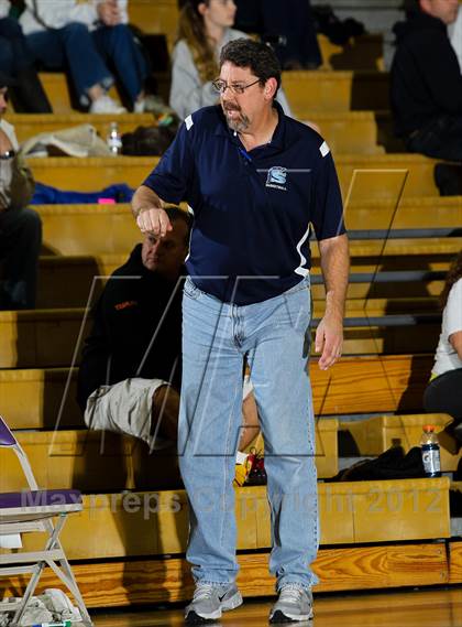 Thumbnail 1 in Royal vs. Saugus photogallery.