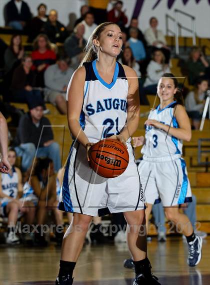 Thumbnail 1 in Royal vs. Saugus photogallery.
