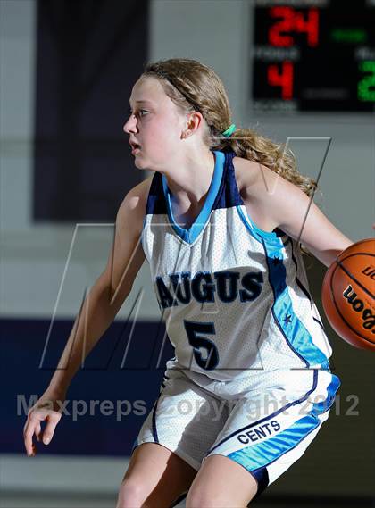 Thumbnail 3 in Royal vs. Saugus photogallery.
