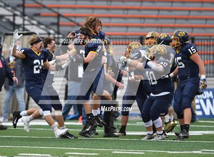 Thumbnail 2 in Ironton vs. Kirtland (OHSAA D5 Final) photogallery.