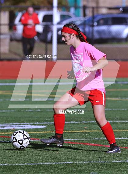 Thumbnail 3 in Norwich Free Academy @ East Lyme (ECC Quarterfinal) photogallery.