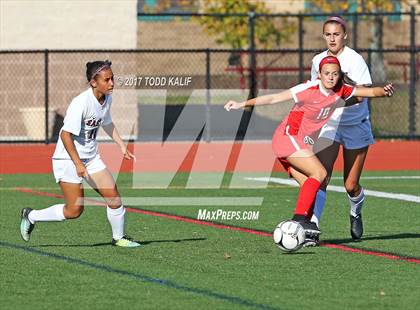 Thumbnail 3 in Norwich Free Academy @ East Lyme (ECC Quarterfinal) photogallery.