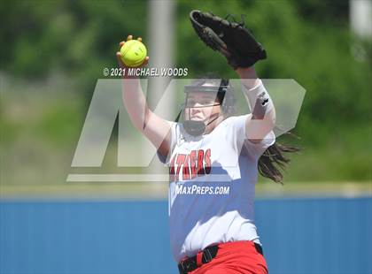 Thumbnail 1 in Farmington @ Clarksville (AAA 4A 1st Round Playoff) photogallery.