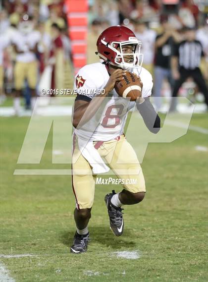 Thumbnail 1 in Holy Cross vs. Brother Martin photogallery.