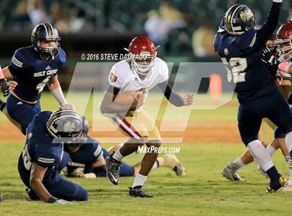 Thumbnail 3 in Holy Cross vs. Brother Martin photogallery.