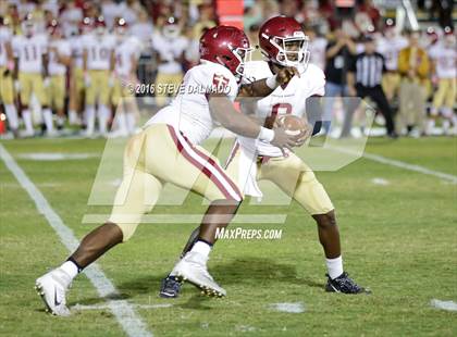 Thumbnail 2 in Holy Cross vs. Brother Martin photogallery.