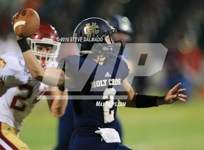 Thumbnail 2 in Holy Cross vs. Brother Martin photogallery.