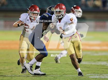 Thumbnail 1 in Holy Cross vs. Brother Martin photogallery.